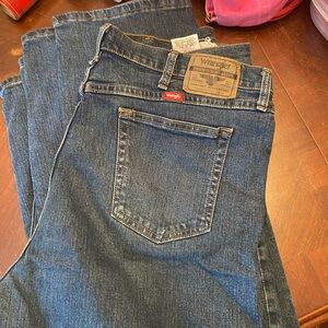 Wrangler Men's Relaxed Fit Jeans - Dark Blue